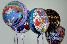 5 balloons