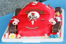 car cake